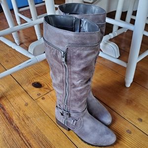 SO Knee High Boots, Gray